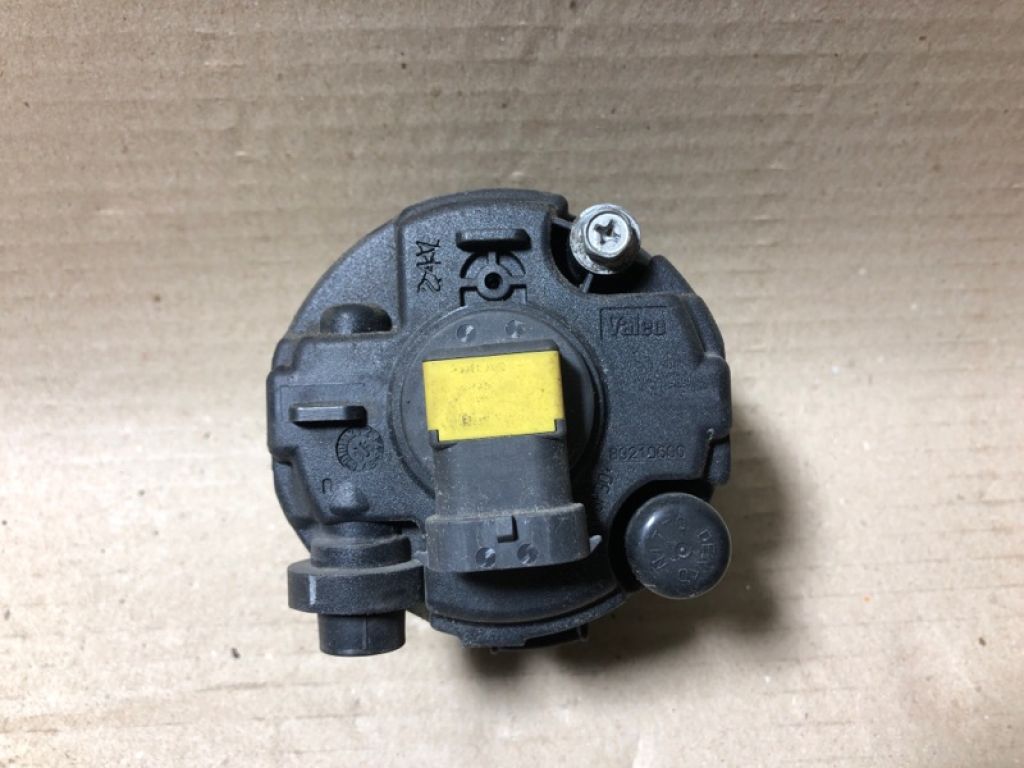 26150-89906 | Протитуманна фара лів. NISSAN TIIDA/VERSA C11 04-11 - Фото 2