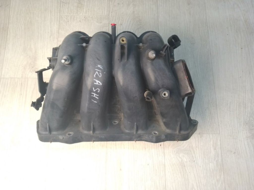 13110-57L10 | Колектор впускний SUZUKI KIZASHI 09-14