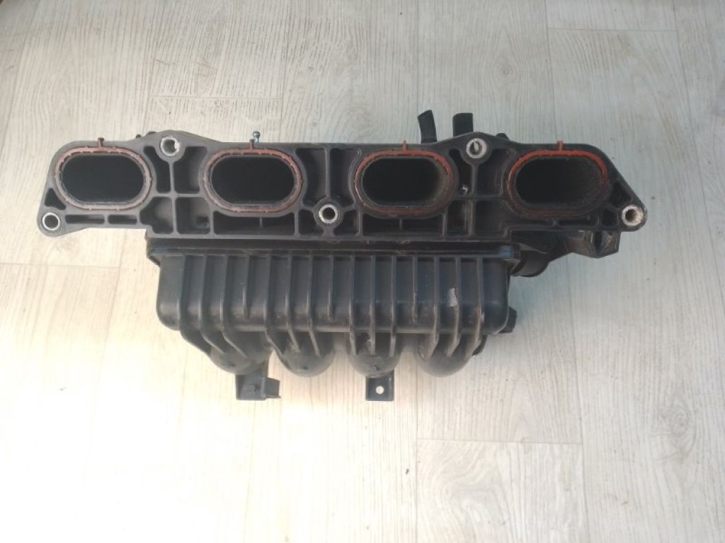 13110-57L10 | Колектор впускний SUZUKI KIZASHI 09-14 - Фото 4
