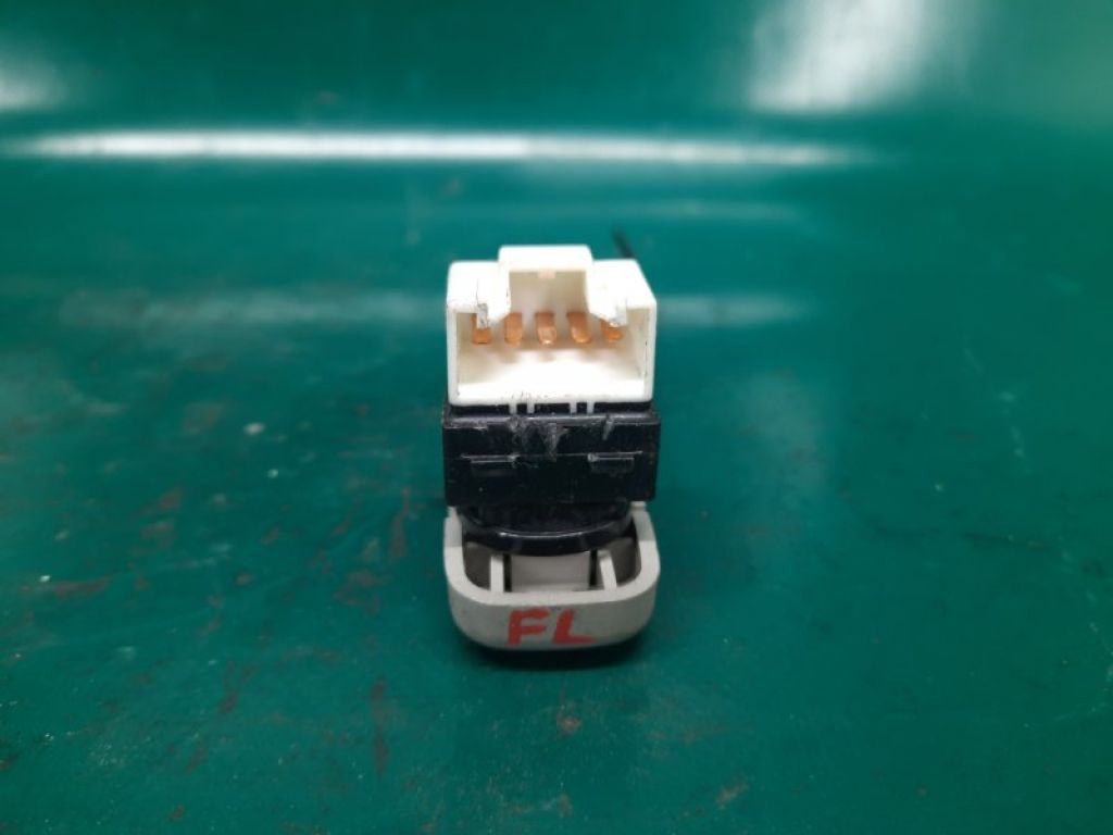 81255-SZ3-A01 | Кнопка регулировки сиденья передн. лев. ACURA MDX (YD2) 06-13 - Фото 4