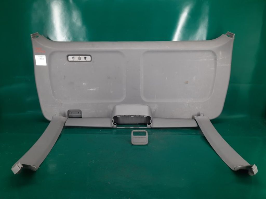 84431-S3V-A02ZB | Обшивка кришки багажника ACURA MDX (YD1) 00-06