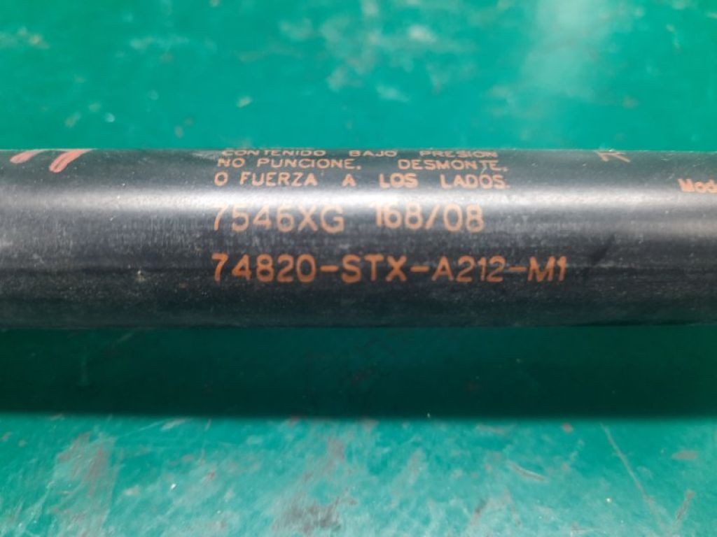 74820-STX-305 | Амортизатор кришки багажника прав. ACURA MDX (YD2) 06-13 - Фото 3