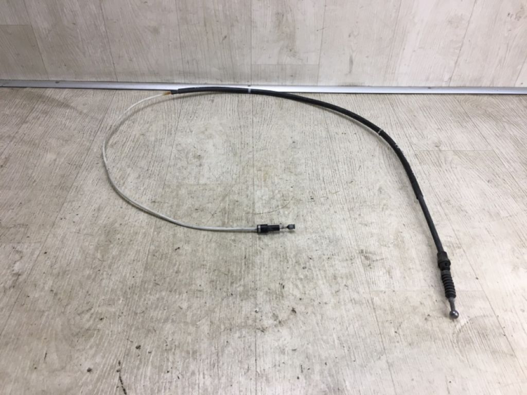 561 609 721 A | Трос стояночного тормоза задн. лев. VOLKSWAGEN PASSAT B8 14-