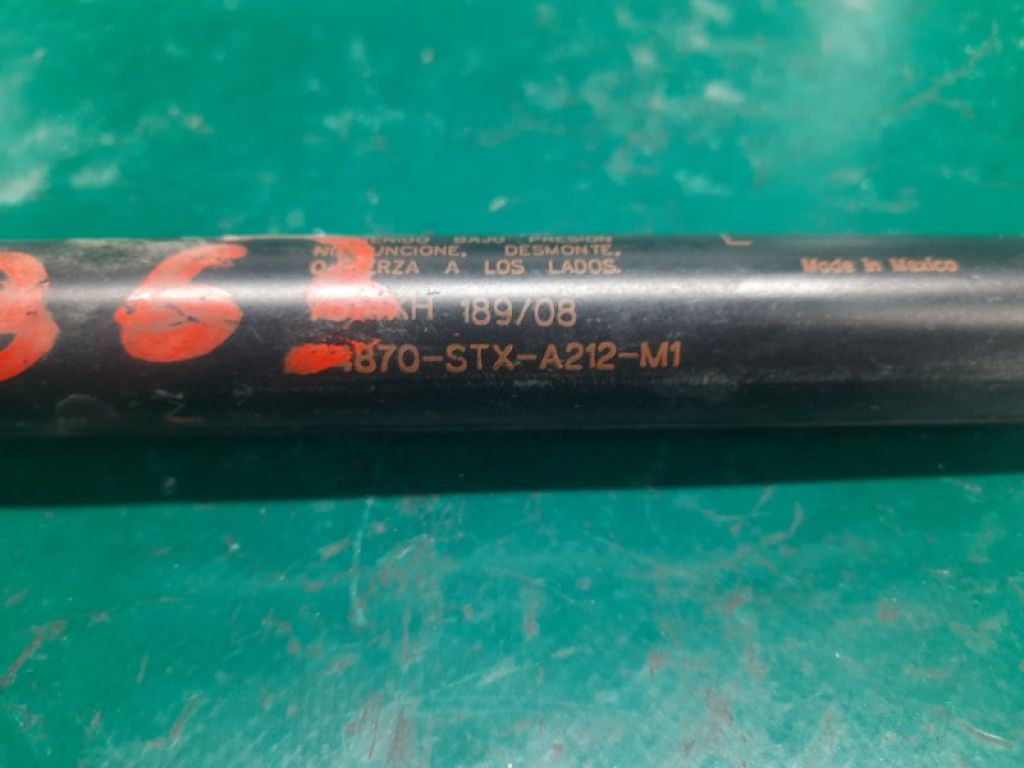 74870-STX-305 | Амортизатор крышки багажника лев. ACURA MDX (YD2) 06-13 - Фото 3