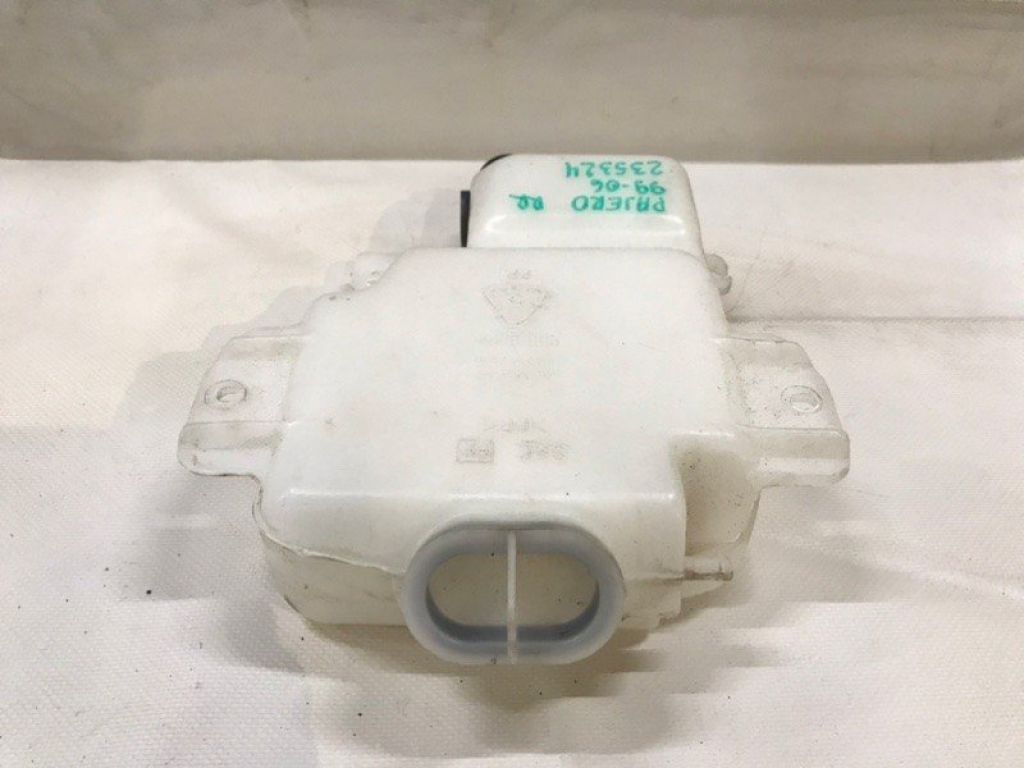 MB628750 | Бачок омивача задн. MITSUBISHI PAJERO 99-06 - Фото 4