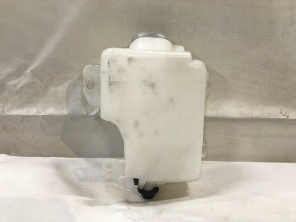 MB628750 | Бачок омивача задн. MITSUBISHI PAJERO 99-06 - Фото 5