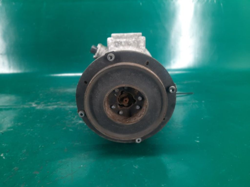 88310-06240 | Компрессор кондиционера TOYOTA CAMRY 40 06-11 - Фото 4