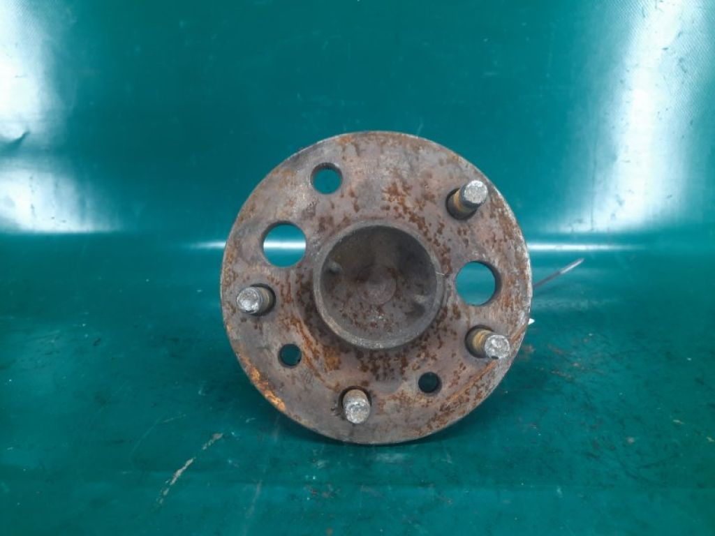 42460-06021 | Маточина колеса задн. лів. TOYOTA CAMRY 30 02-06