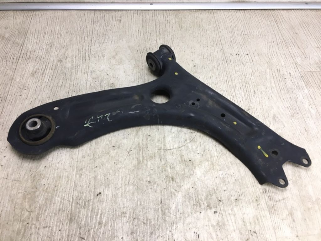5C0 407 152 A | Рычаг передней подвески нижний прав. VOLKSWAGEN JETTA USA 10-17