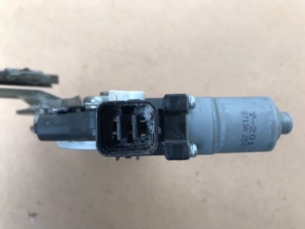 MR573879 | Склопідйомник задн. лів. MITSUBISHI OUTLANDER XL 05-13 - Фото 3