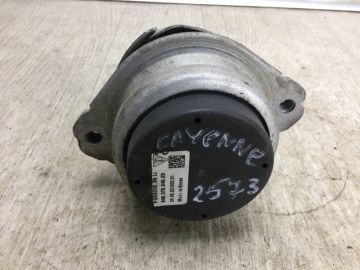 Подушка двигателя лев. PORSCHE CAYENNE 10-18 Подушка двигателя лев. PORSCHE CAYENNE 10-18