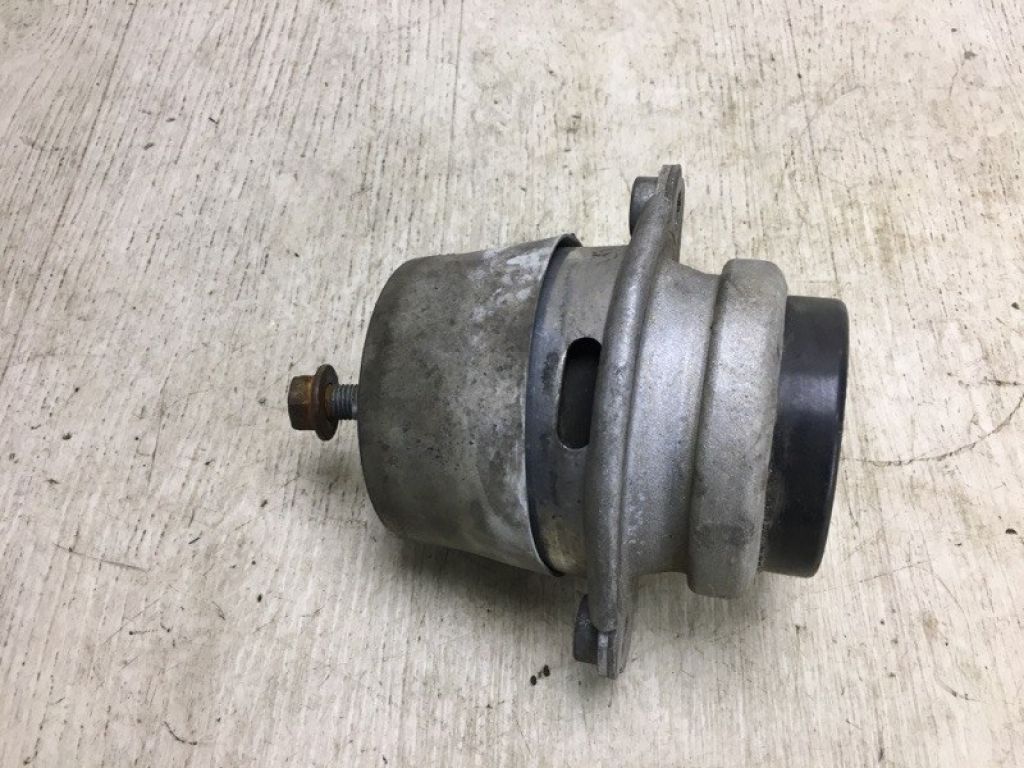 948 375 050 03 | Подушка двигуна прав. PORSCHE CAYENNE 10-18