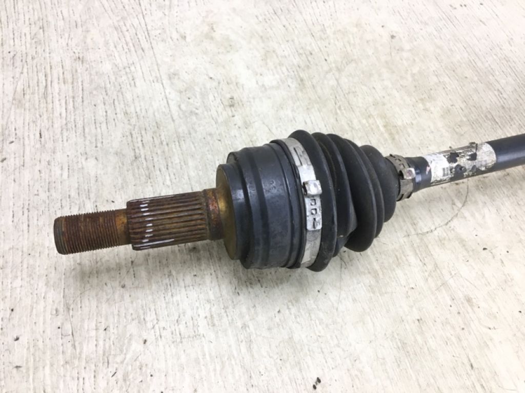 958 349 038 00 | Привод передний прав. PORSCHE CAYENNE 10-18 - Фото 2