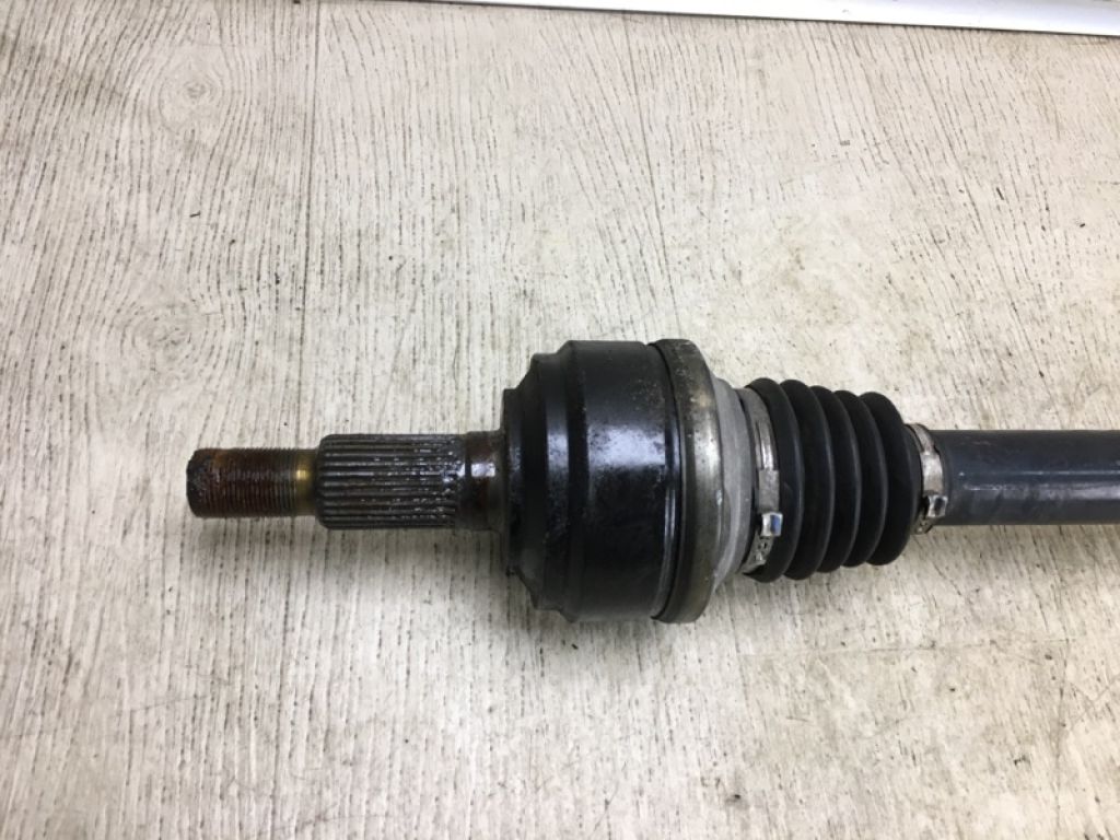 95833202431 | Привід задній PORSCHE CAYENNE 10-18 - Фото 2