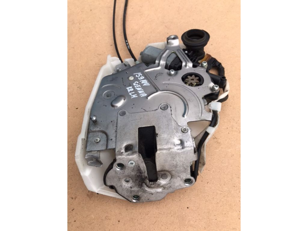 69300-08020 | Замок двері бічної задн. лів. TOYOTA SIENNA 11-16 - Фото 3