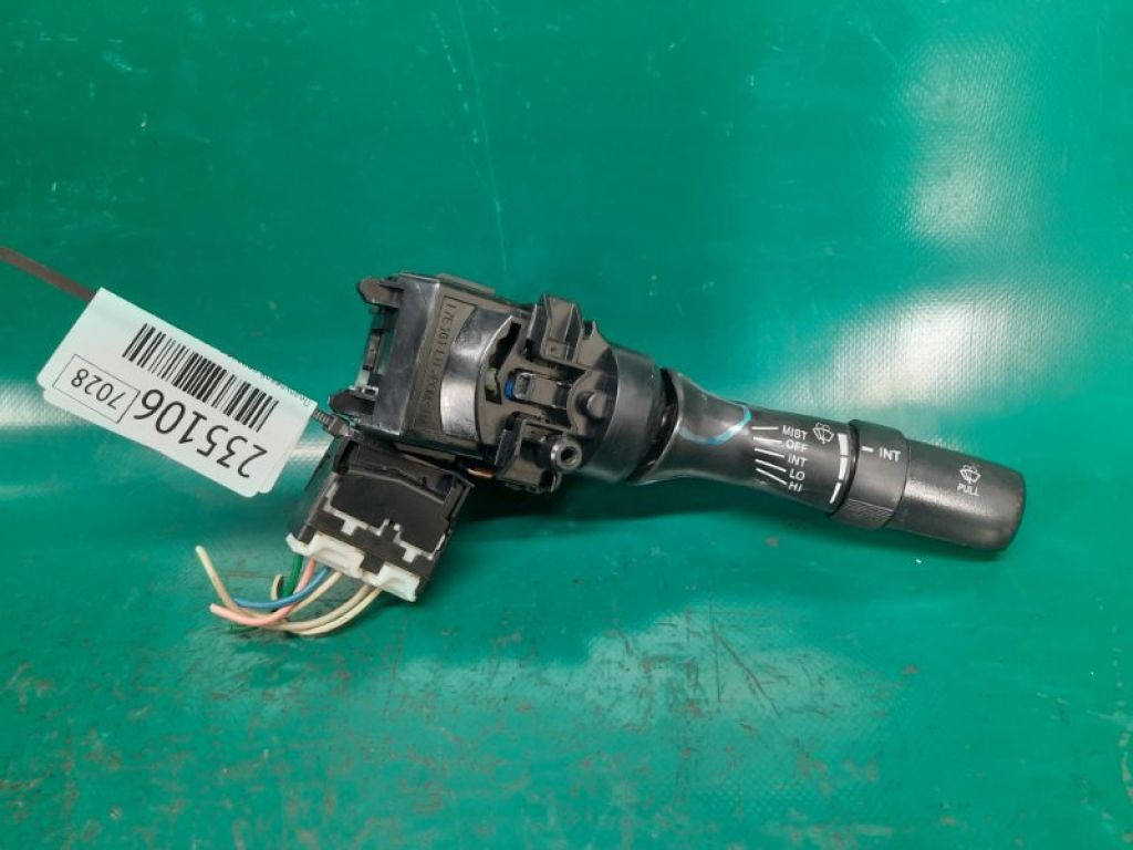 84652-04141 | Подрулевой переключатель прав. TOYOTA CAMRY 40 06-11