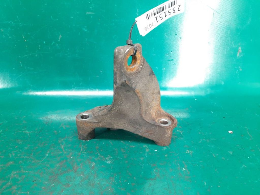 12315-0H080 | Кронштейн двигуна прав. TOYOTA CAMRY 40 06-11 - Фото 4