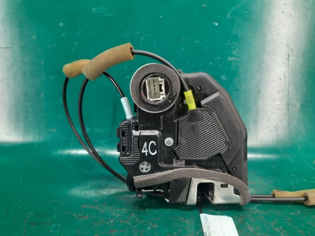 69050-06100 | Замок двері задн. прав. TOYOTA CAMRY 40 06-11 - Фото 3