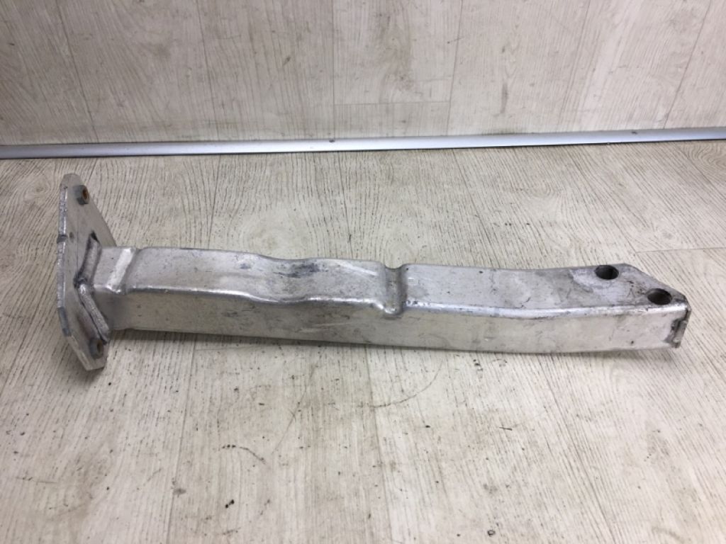 68082374AB | Кронштейн підсилювача переднього бампера прав. DODGE DART 12-16 - Фото 3