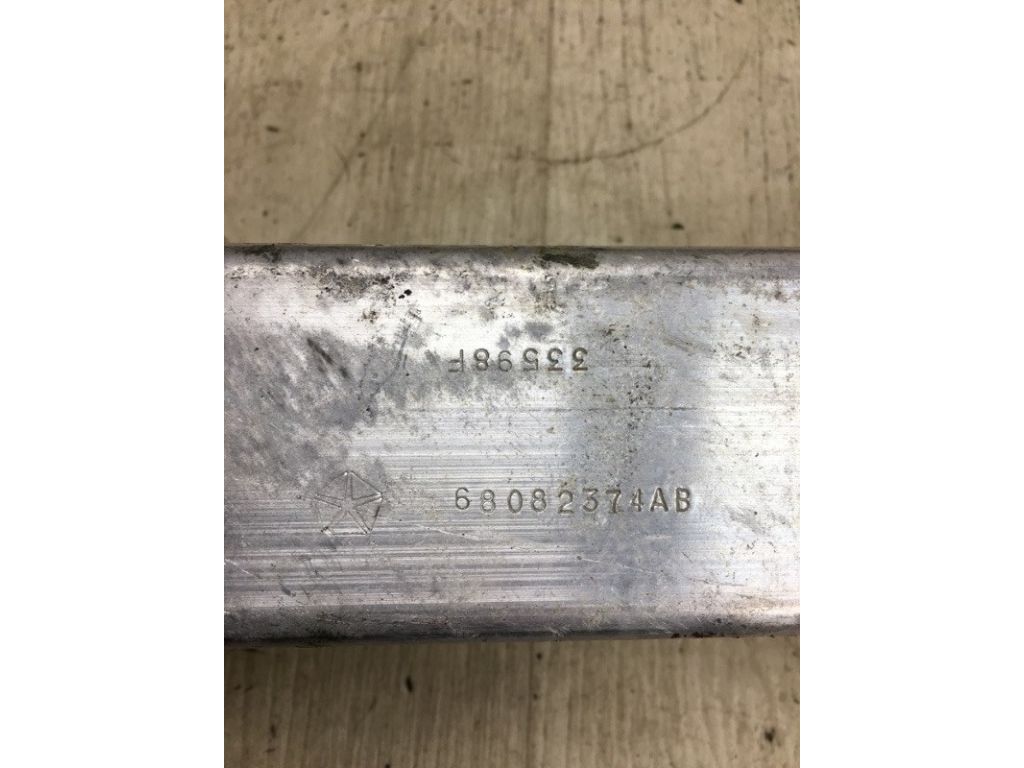 68082374AB | Кронштейн підсилювача переднього бампера прав. DODGE DART 12-16 - Фото 4