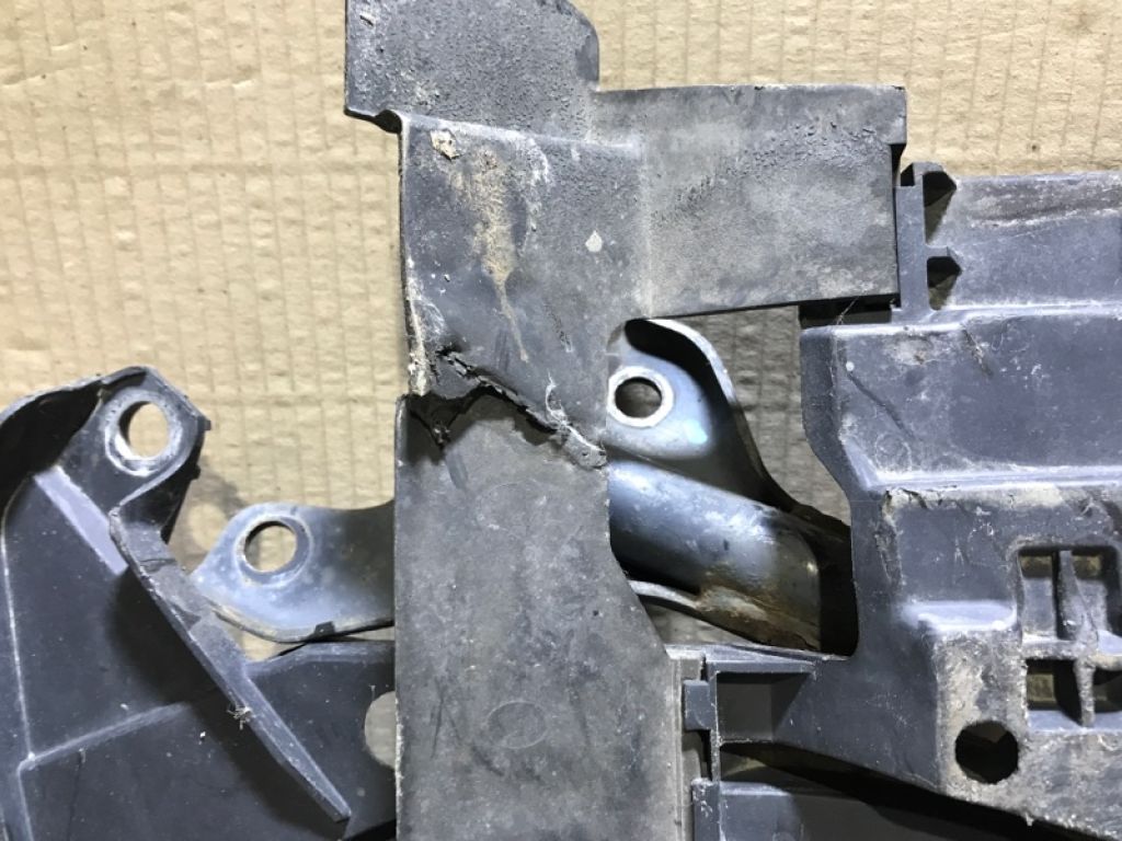 42045SG050 | Защита днища прав. SUBARU FORESTER 12-19 - Фото 2