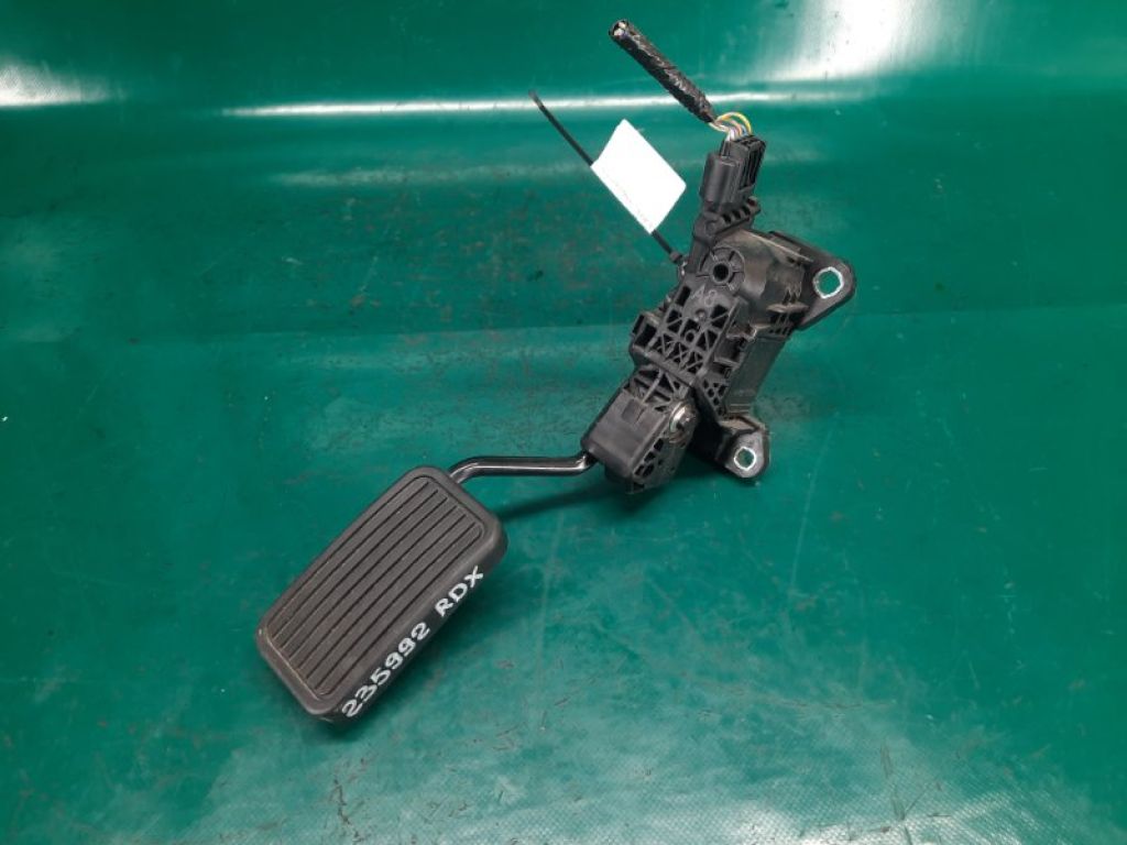 17800-T0A-A81 | Педаль газу ACURA RDX 12-19 - Фото 2