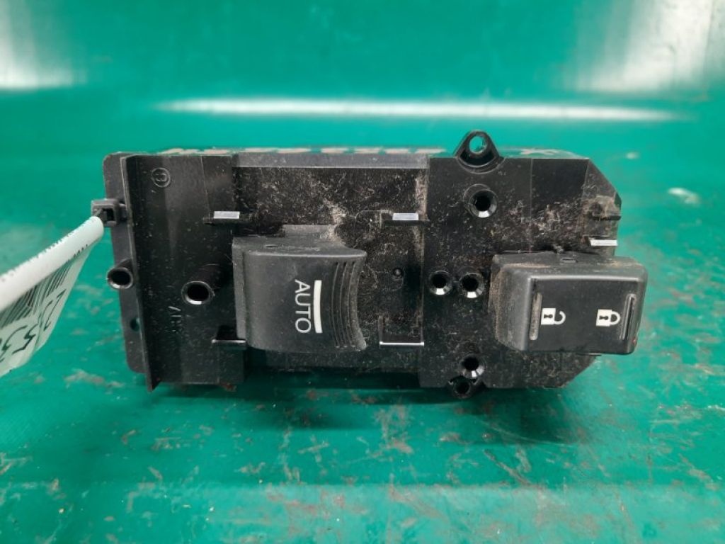 35760-TX4-A01 | Кнопка склопідіймача передн. прав. ACURA RDX 12-19 - Фото 3