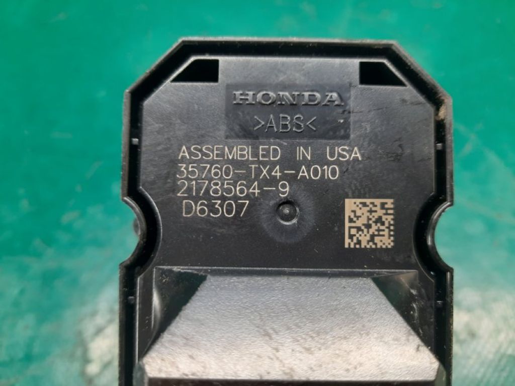 35760-TX4-A01 | Кнопка склопідіймача передн. прав. ACURA RDX 12-19 - Фото 4