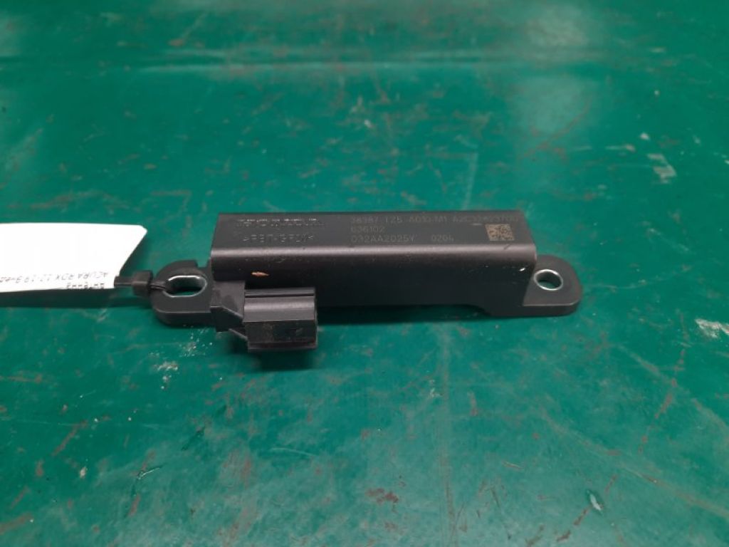 38387-TZ5-A01 | Антенна ACURA RDX 12-19