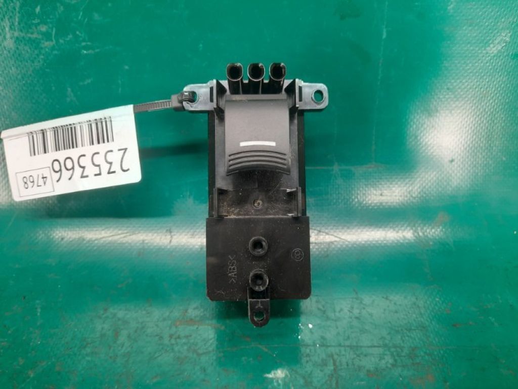 35770-TK4-A01 | Кнопка стеклоподъемника задн. прав. ACURA RDX 12-19