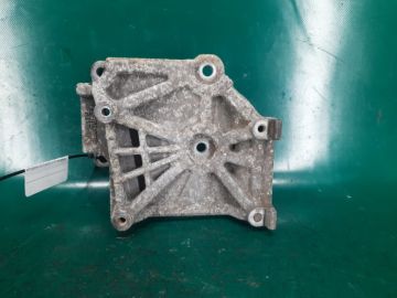 Кронштейн компресора кондиціонера MITSUBISHI OUTLANDER 03-07