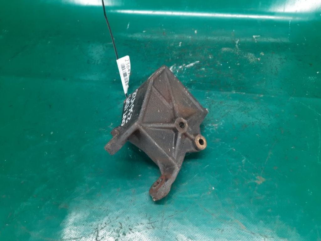 MN158000 | Кронштейн насоса гідропідсилювача керма MITSUBISHI OUTLANDER 03-07 - Фото 3