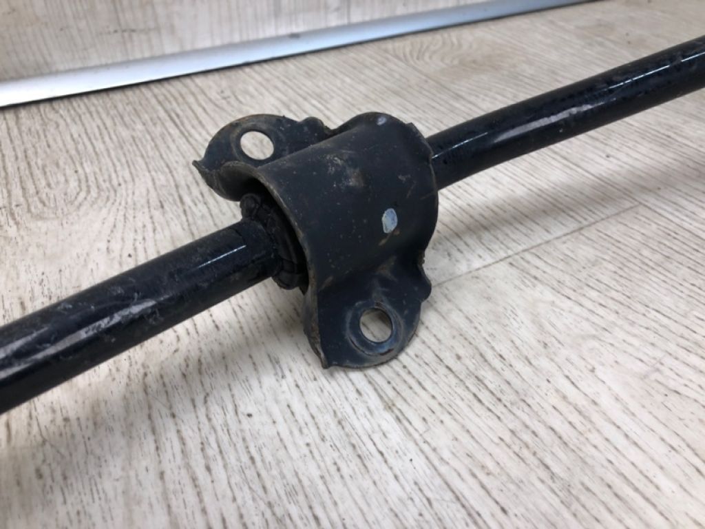 CV6Z-5A772-C | Стабилизатор задний FORD ESCAPE 12-19 - Фото 3