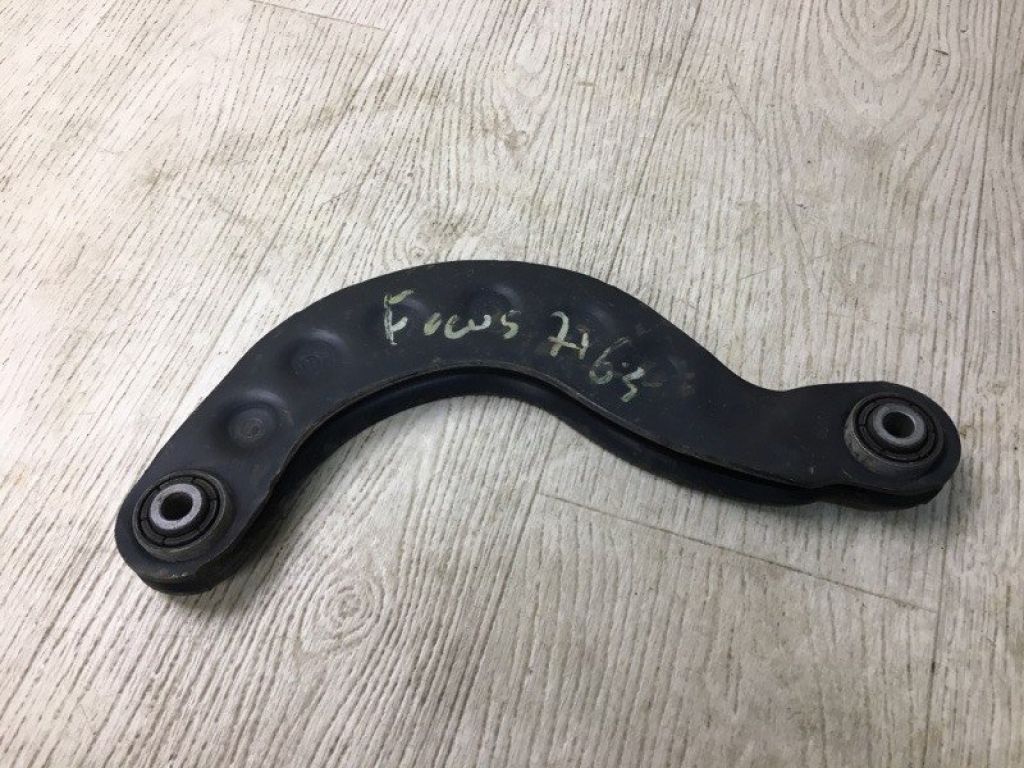 AV6Z-5500-B | Рычаг задней подвески продольный FORD FOCUS 10-18