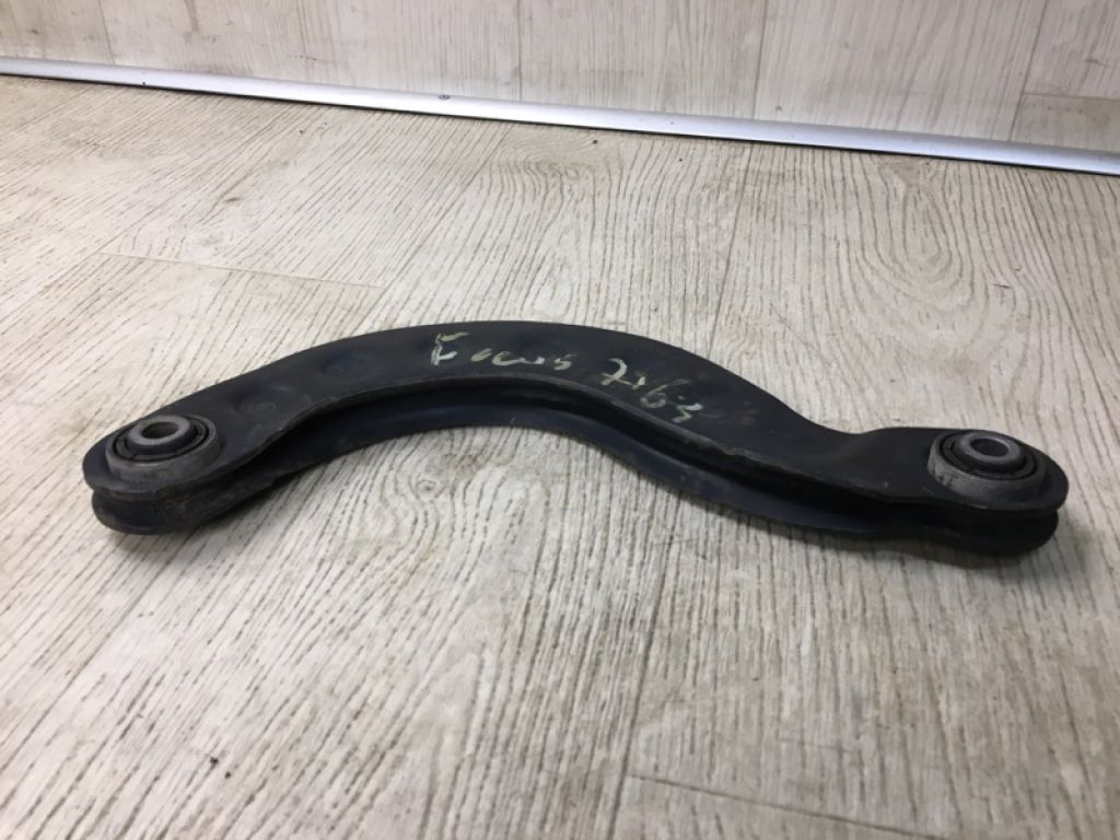 AV6Z-5500-B | Рычаг задней подвески продольный FORD FOCUS 10-18 - Фото 3