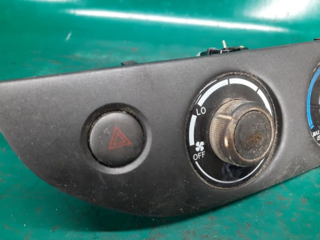 55902-06120 | Блок управления печкой TOYOTA CAMRY 30 02-06 - Фото 3