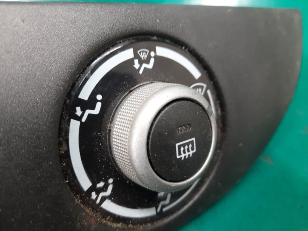 55902-06120 | Блок управления печкой TOYOTA CAMRY 30 02-06 - Фото 5