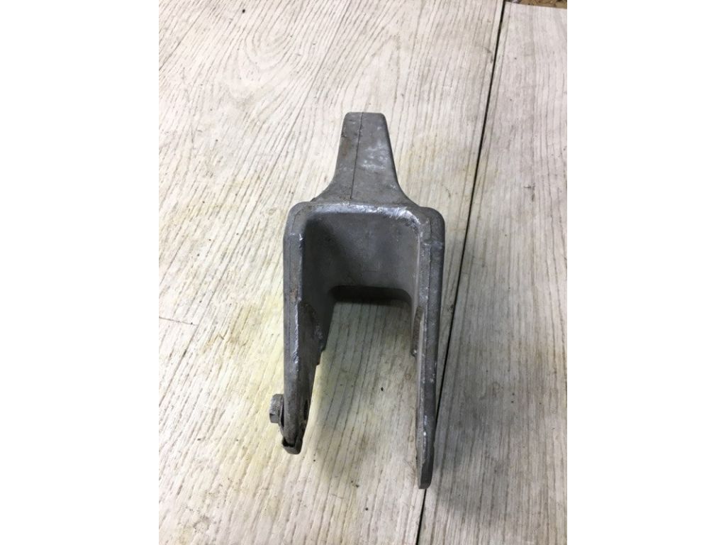 5105416AE | Кронштейн КПП задн. JEEP COMPASS 06-16 - Фото 3