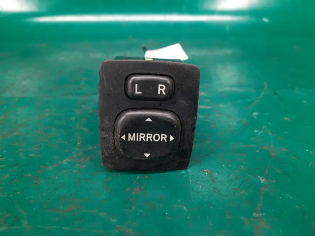 84870-AA010 | Блок управления зеркалами TOYOTA CAMRY 30 02-06
