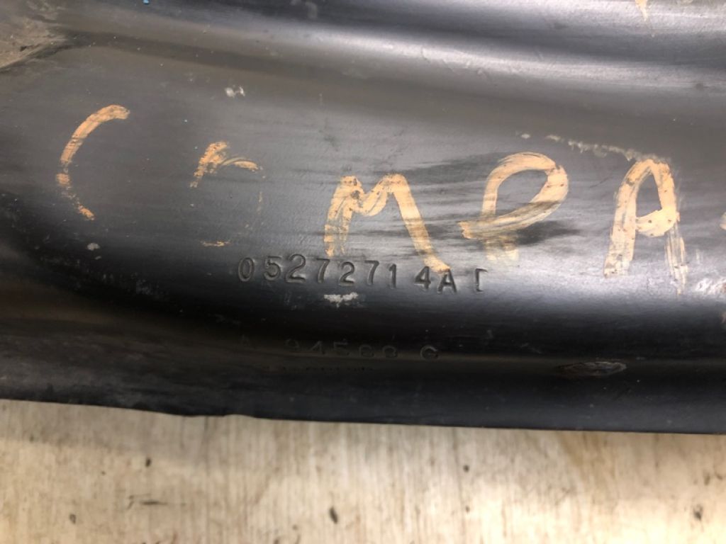 5272714AD | Цапфа задн. прав. JEEP COMPASS 06-16 - Фото 2