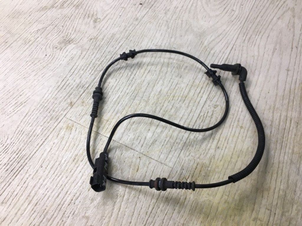 42686717 | Датчик ABS передн. прав. CHEVROLET CRUZE 15-