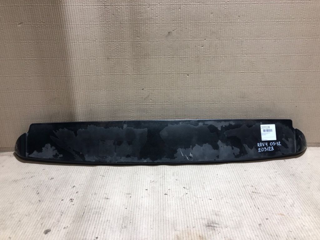 76085-42901-G0 | Спойлер крышки багажника TOYOTA RAV4 05-12