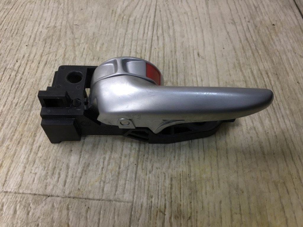 68249055AA | Ручка двери внутренняя передн. лев. CHRYSLER 200 14-16 - Фото 3