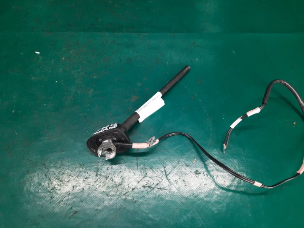 28208-1AA1A | Антена NISSAN MURANO Z51 07-14 - Фото 3