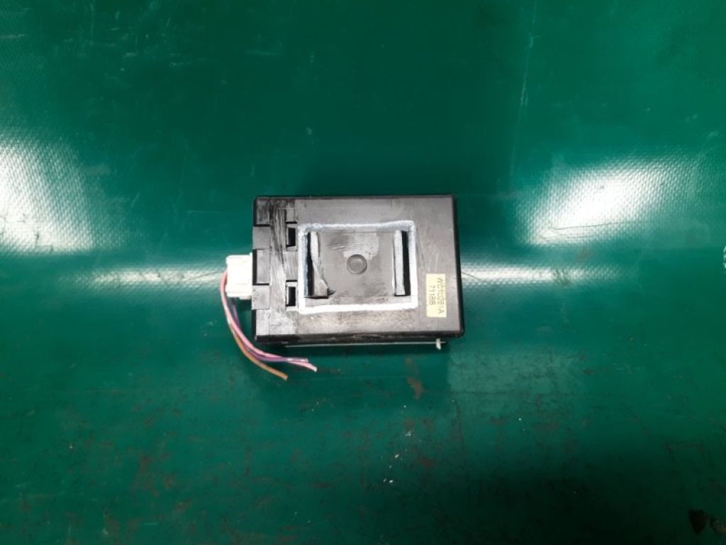 40740-1AA0A | Антенна NISSAN MURANO Z51 07-14 - Фото 2