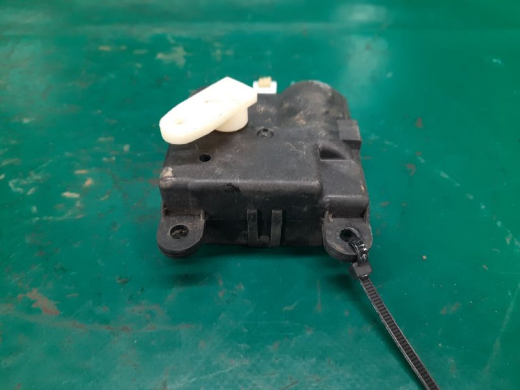 27743-1AA0A | Моторчик заслонки печки NISSAN MURANO Z51 07-14 - Фото 4