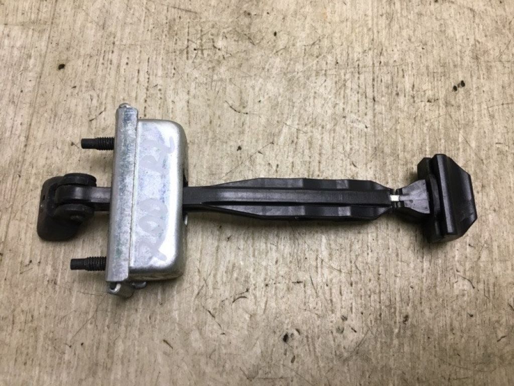 68145322AG | Ограничитель двери задн. лев. CHRYSLER 200 14-16