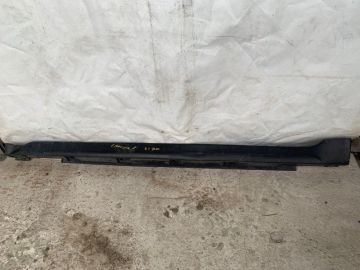 Накладка порогу зовнішня лів. SUBARU CROSSTREK 12-17