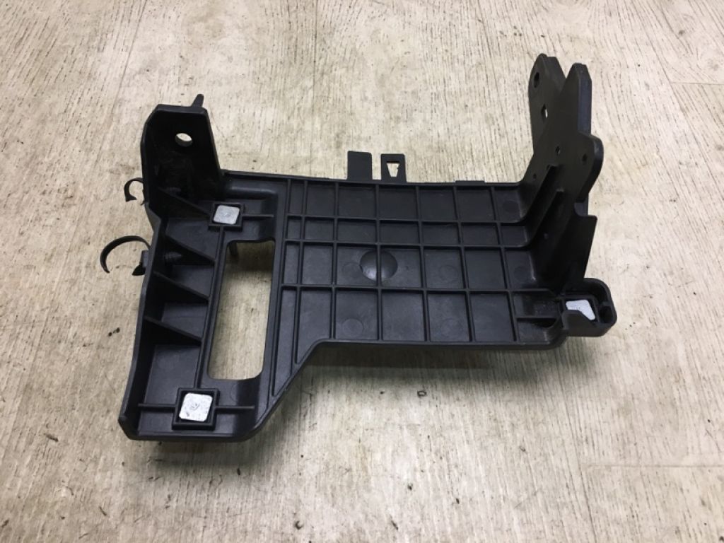 68186054AC | Кронштейн CHRYSLER 200 14-16