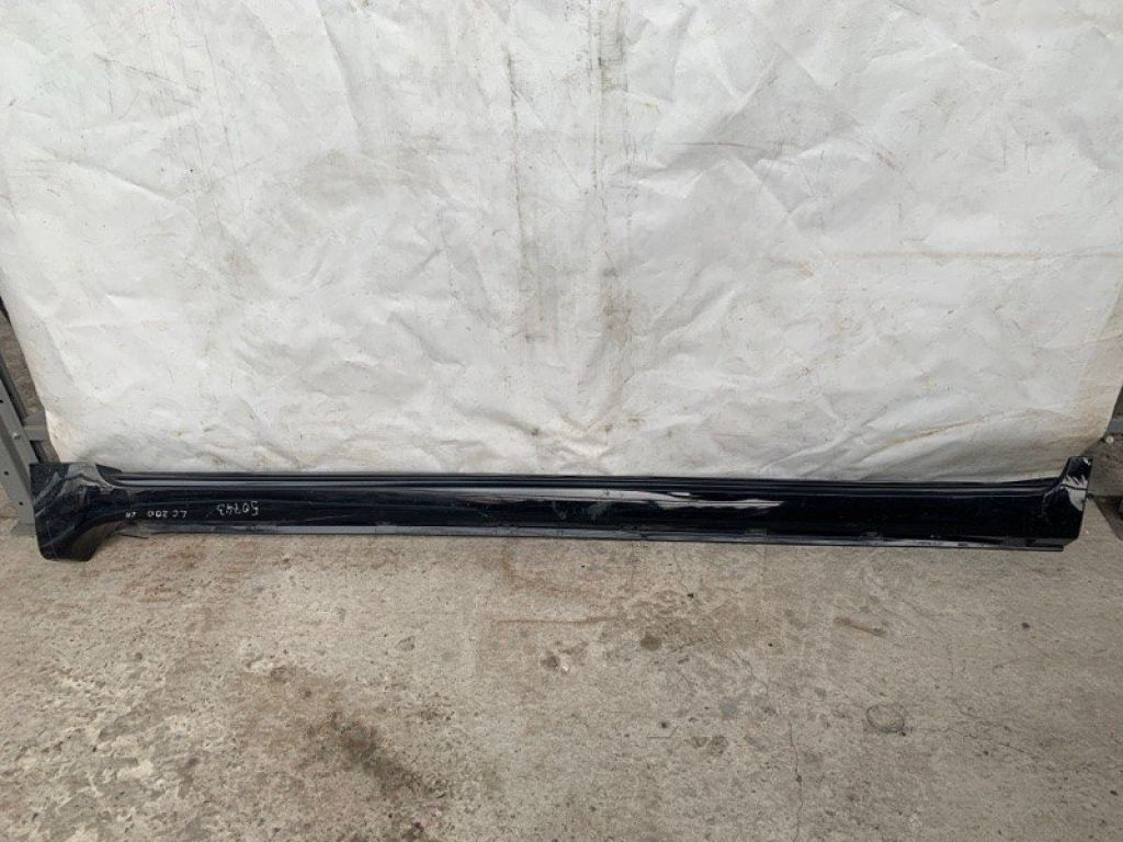 75860-60040 | Накладка порога наружная лев. TOYOTA LAND CRUISER 200 08-21